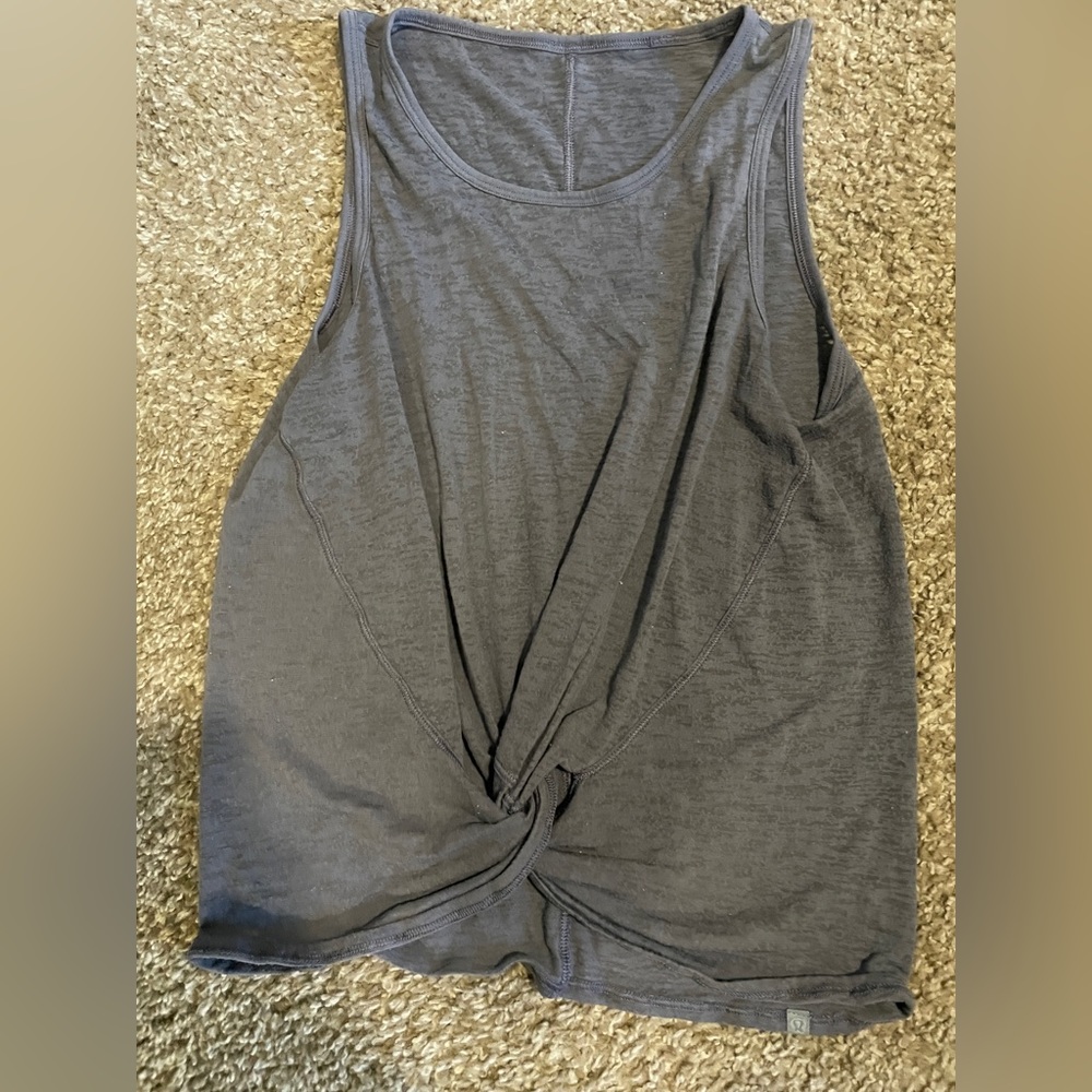 sporty grey crop top from lulu